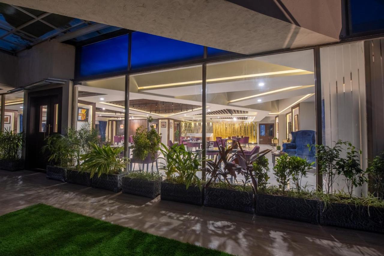 Legend Hotel Islamabad Exterior foto